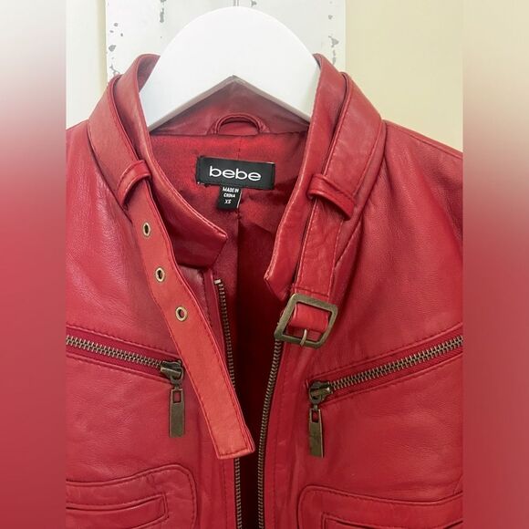 Women's Vintage RED Leather
Moto Jacket By BEBE! Size XS;NWOT! Perfect Condition - Picture 3 of 10